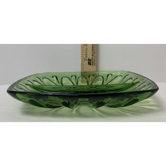 Vintage Green Glass Square Divided Serving Dish Retro Flower Design MCM 7"x7" - Picture 9 of 9
